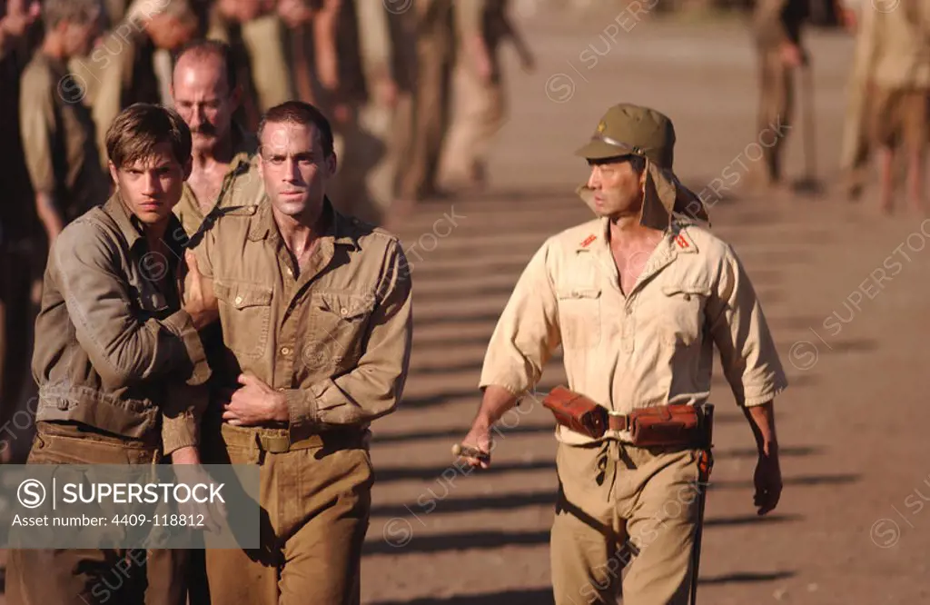 JOSEPH FIENNES and LOGAN MARSHALL-GREEN in THE GREAT RAID (2005), directed by JOHN DAHL.