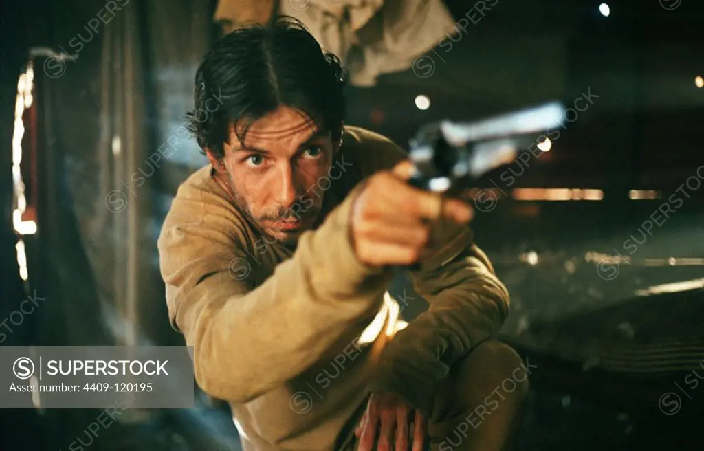 NOAH TAYLOR in THE PROPOSITION (2005), directed by JOHN HILLCOAT.