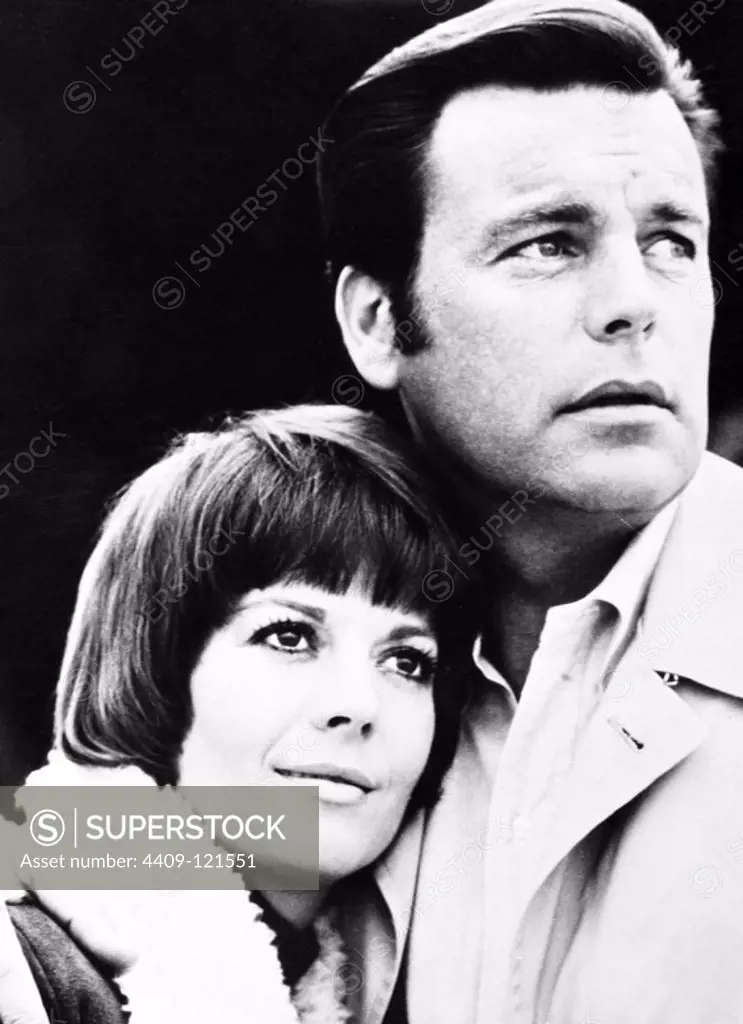 NATALIE WOOD and ROBERT WAGNER in THE AFFAIR (1973), directed by GILBERT CATES.