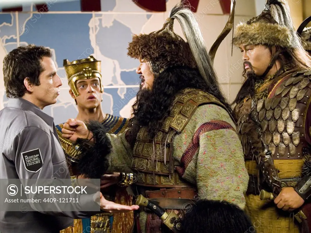 BEN STILLER in NIGHT AT THE MUSEUM (2006), directed by SHAWN LEVY.