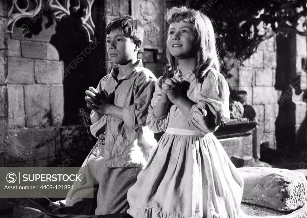CONCHITA GOYANES and ELIAS RODRIGUEZ in UN FANTASMA LLAMADO AMOR (1957), directed by RAMON TORRADO.