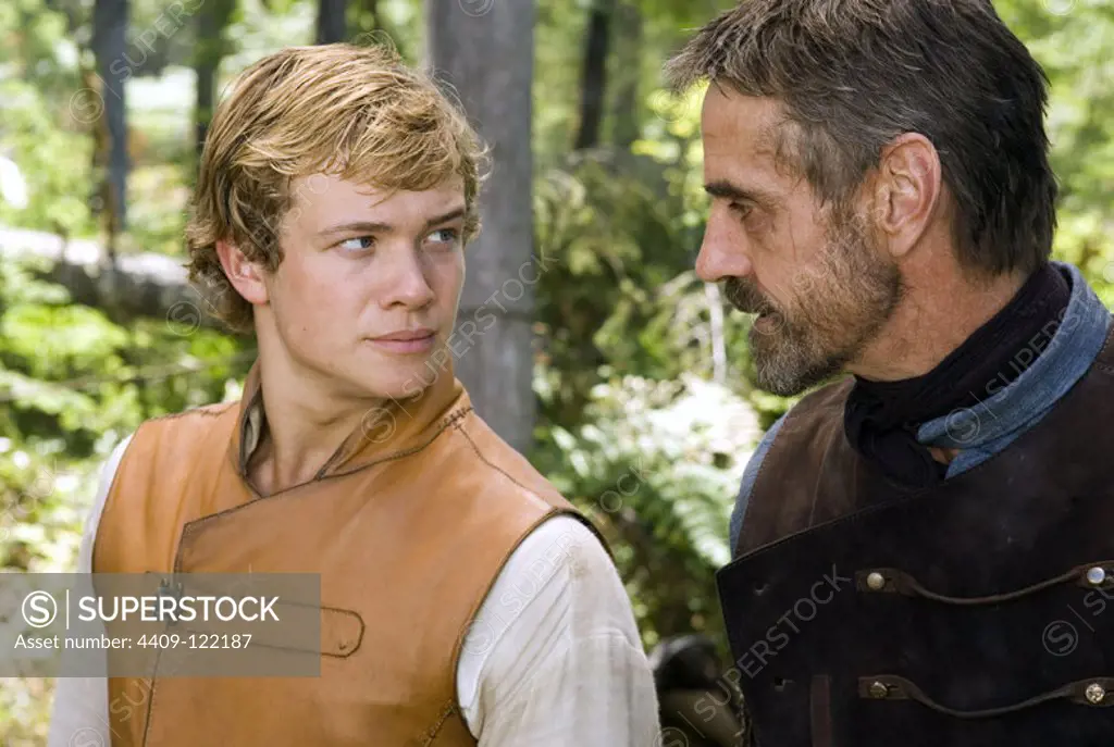 JEREMY IRONS and ED SPELEERS in ERAGON (2006), directed by STEFEN FANGMEIER.