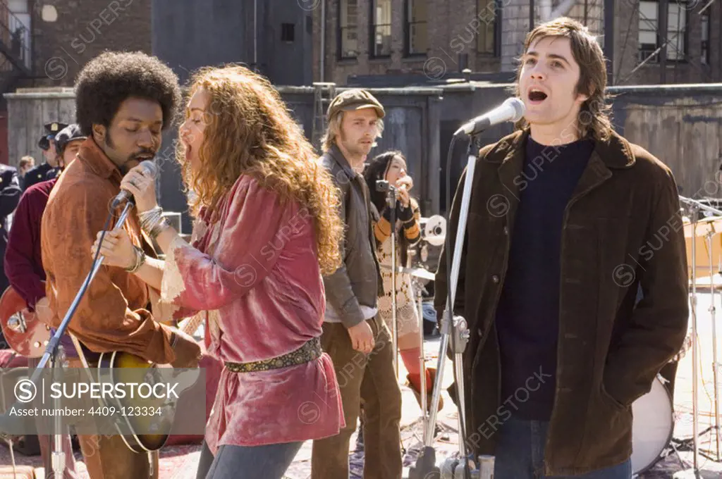 MARTIN LUTHER, JIM STURGESS, JOE ANDERSON and DANA FUCHS in ACROSS THE UNIVERSE (2007), directed by JULIE TAYMOR.
