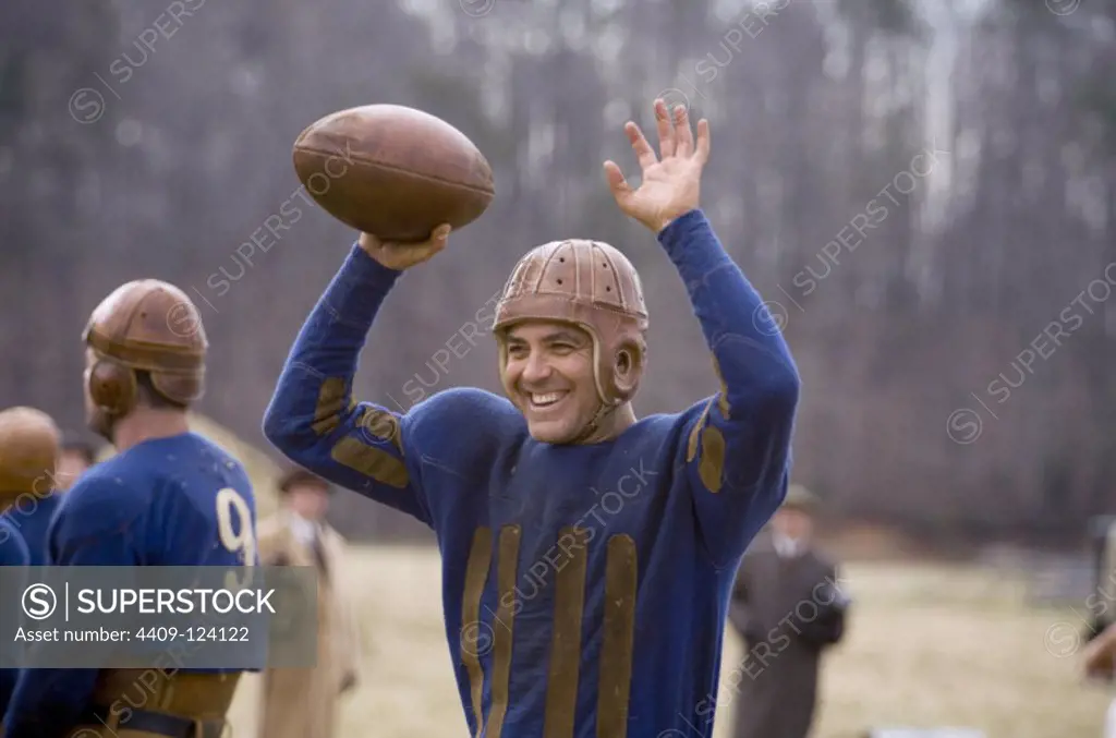 GEORGE CLOONEY in LEATHERHEADS (2008), directed by GEORGE CLOONEY.