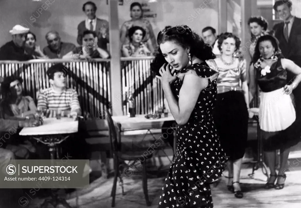 LOLA FLORES in LA DANZA DE LOS DESEOS (1954), directed by FLORIAN REY.