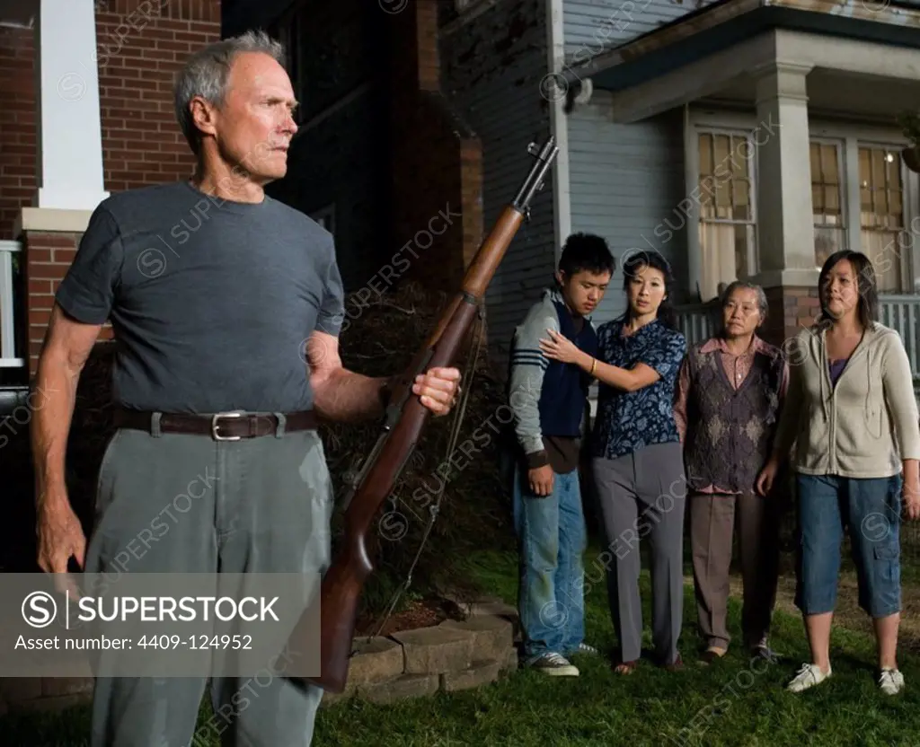 CLINT EASTWOOD, BEE VANG, AHNEY HER, BROOKE CHIA THAO and CHEE THAO in GRAN TORINO (2008), directed by CLINT EASTWOOD.