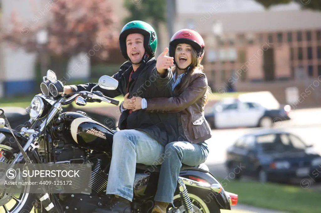 ADAM SANDLER and KERI RUSSELL in BEDTIME STORIES (2008), directed by ADAM SHANKMAN.