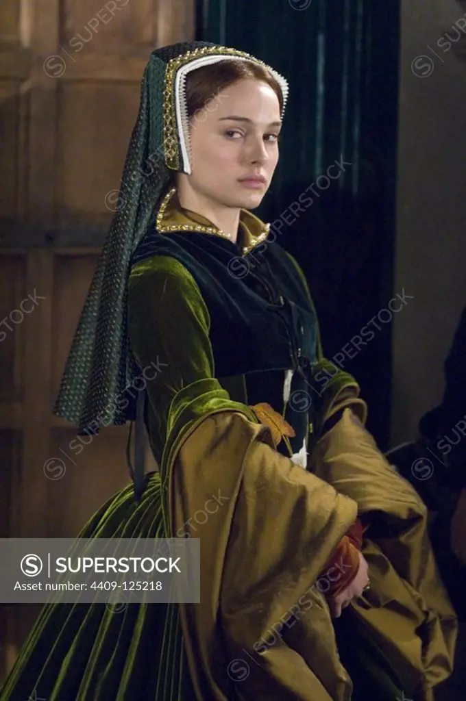NATALIE PORTMAN in THE OTHER BOLEYN GIRL (2007), directed by JUSTIN CHADWICK.
