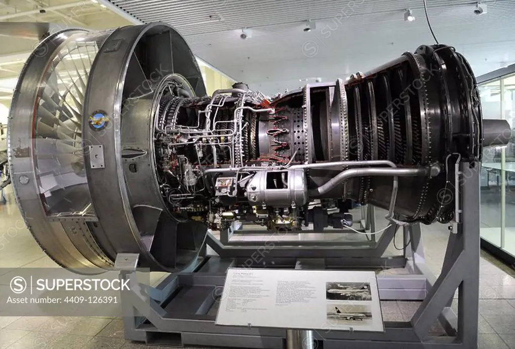 The Pratt & Whitney JT9D engine was the first high bypass ratio jet engine to power a wide-body aircraft. Its initial application was the Boeing 747-100, the original "Jumbo Jet". The internal structure of the JT9D. Deutches Museum. Munich. Germany.