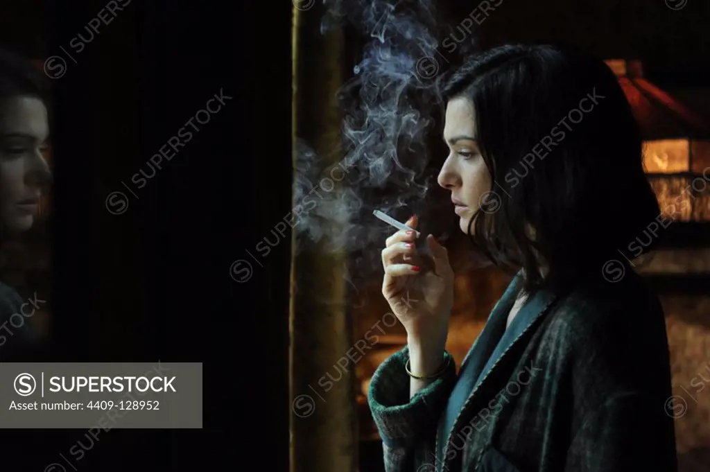 RACHEL WEISZ in THE DEEP BLUE SEA (2011), directed by TERENCE DAVIES.