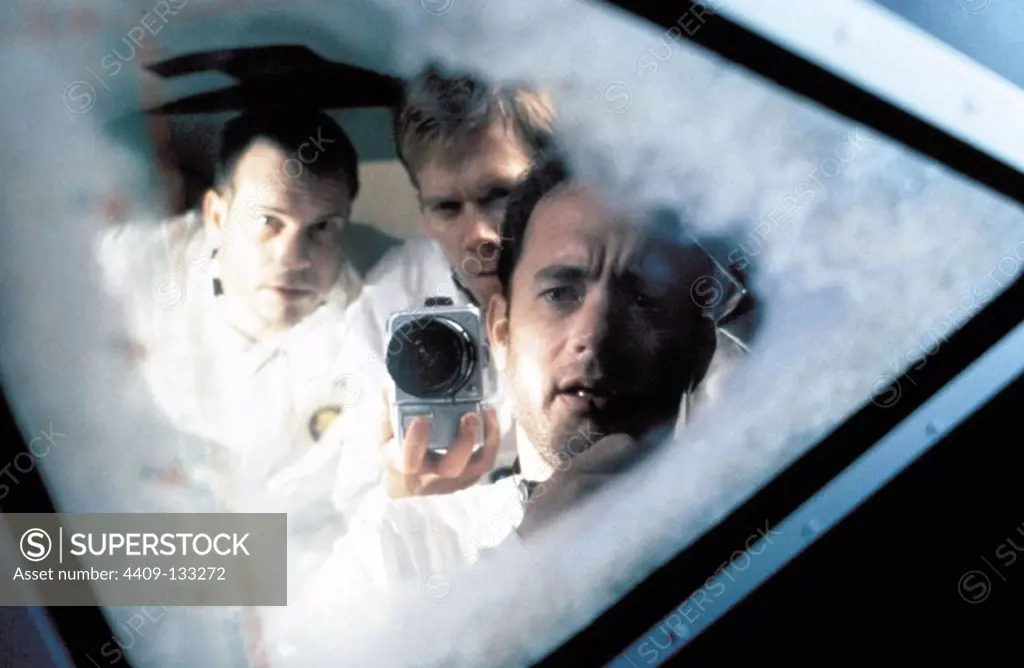 TOM HANKS, BILL PAXTON and KEVIN BACON in APOLLO 13 (1995), directed by RON HOWARD.