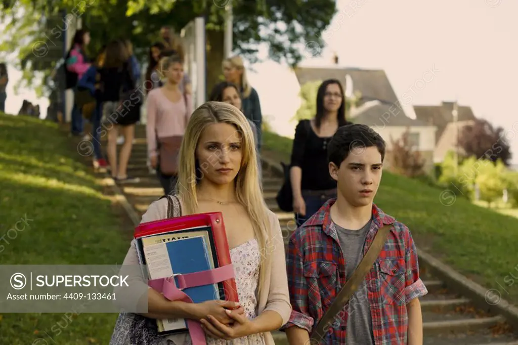 DIANNA AGRON and JOHN D'LEO in THE FAMILY (2013), directed by LUC BESSON. Copyright: Editorial use only. No merchandising or book covers. This is a publicly distributed handout. Access rights only, no license of copyright provided. Only to be reproduced in conjunction with promotion of this film.
