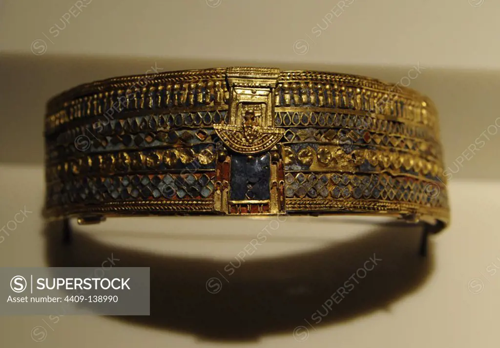 Gold bracelet of Queen Amanishakheto, Kandake of Nubia. 1st century BC. From Meroe, Egypt. Neues Museum. Berlin. Germany.