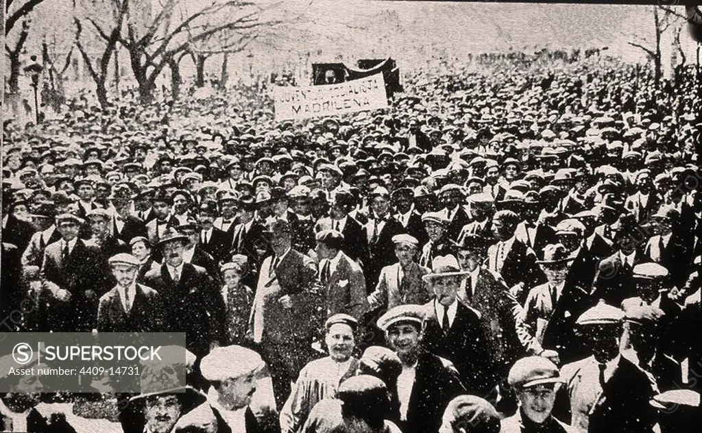 MANIFESTACION SOCIALISTA EN MADRID ENTRE 1900-1920.
