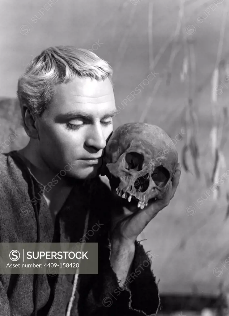 LAURENCE OLIVIER in HAMLET (1948), directed by LAURENCE OLIVIER.
