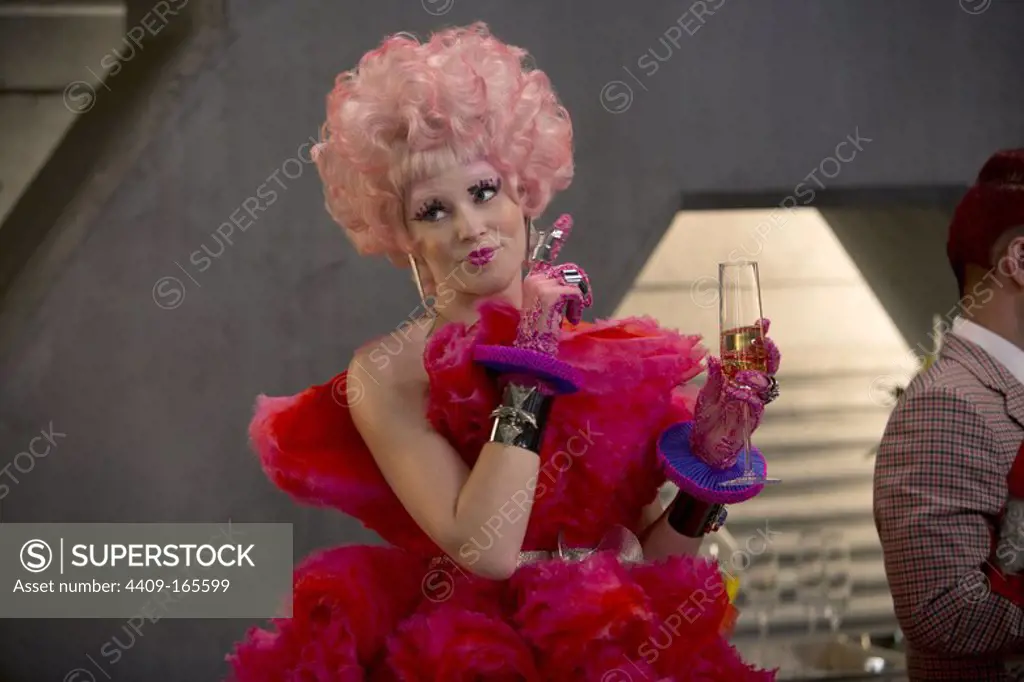 ELIZABETH BANKS in HUNGER GAMES, THE: CATCHING FIRE (2013), directed by FRANCIS LAWRENCE. Copyright: Editorial use only. No merchandising or book covers. This is a publicly distributed handout. Access rights only, no license of copyright provided. Only to be reproduced in conjunction with promotion of this film.