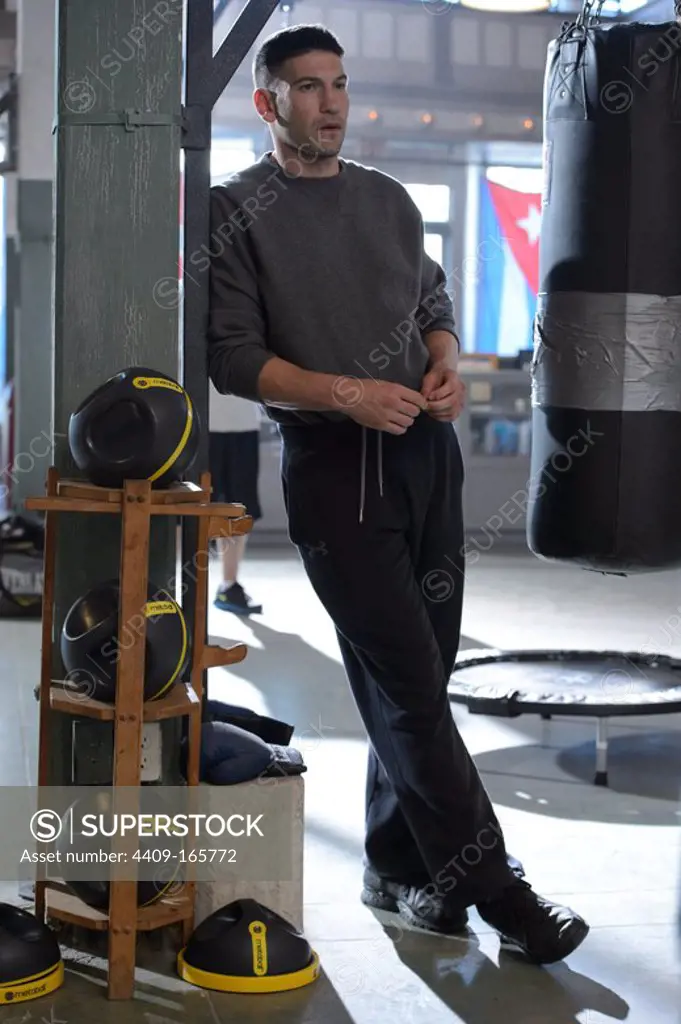 JON BERNTHAL in GRUDGE MATCH (2013), directed by PETER SEGAL.