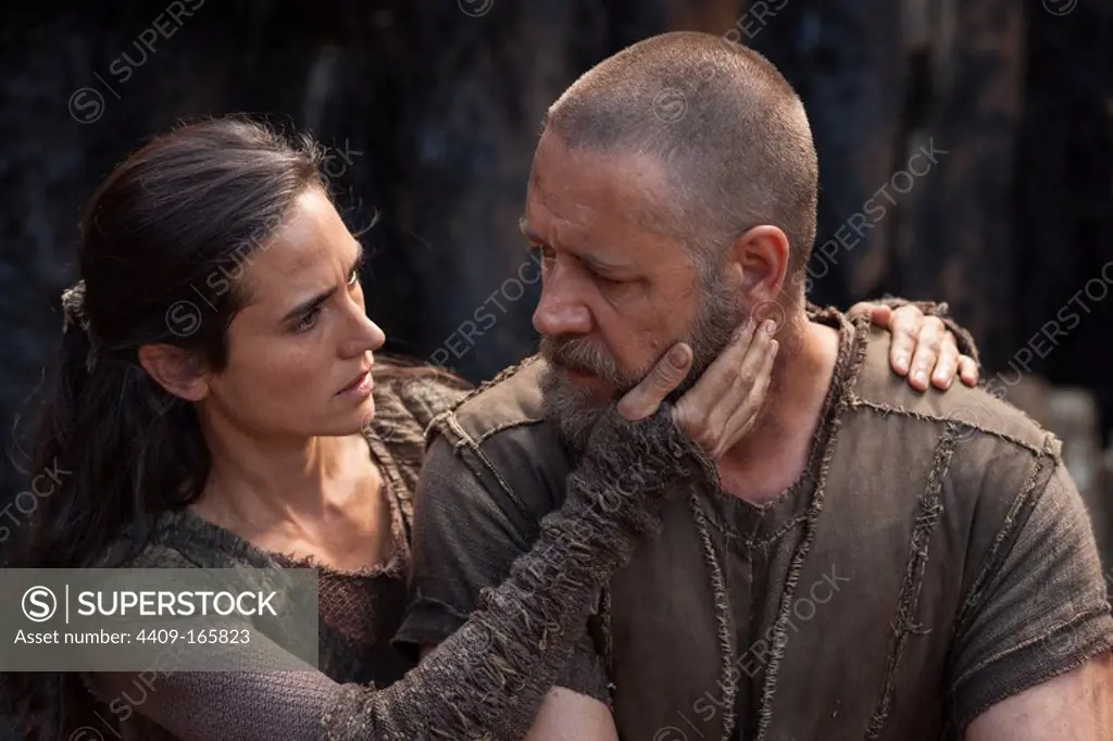 JENNIFER CONNELLY and RUSSELL CROWE in NOAH (2014), directed by DARREN ARONOFSKY.