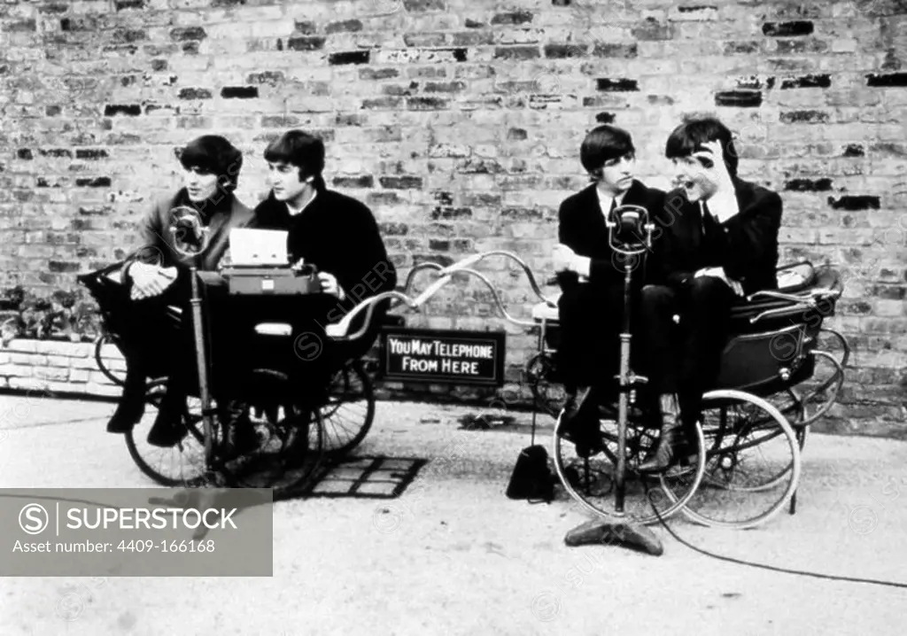 THE BEATLES, RINGO STARR, GEORGE HARRISON, PAUL MACCARTNEY and JOHN LENNON in A HARD DAY'S NIGHT (1964), directed by RICHARD LESTER.