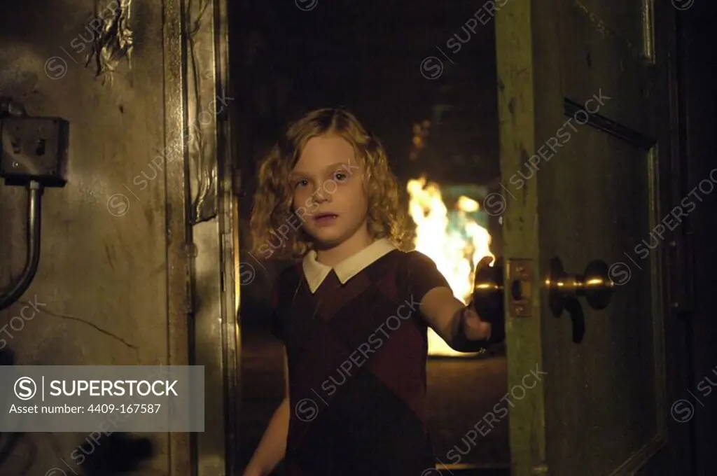 Original Film Title: THE LOST ROOM. English Title: THE LOST ROOM. Film Director: CRAIG R. BAXLEY. Year: 2006. Stars: ELLE FANNING.