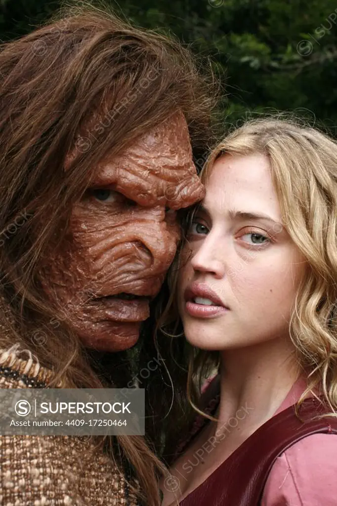 ESTELLA WARREN and VICTOR PARASCOS in BEAUTY AND THE BEAST (2009), directed by DAVID LISTER.