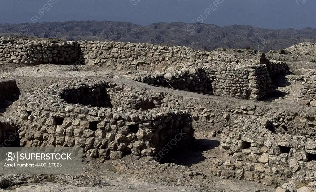 POBLADO DE LOS MILLARES - EDAD DEL COBRE - 2700-1800 AC. Location: POBLADO DE LOS MILLARES. SANTA FE DE MONDUJAR.