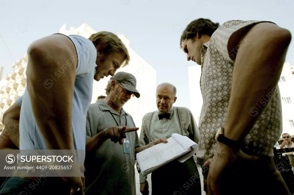 STEVEN SPIELBERG, ERIC BANA and HANNS ZISCHLER in MUNICH (2005), directed by STEVEN SPIELBERG.