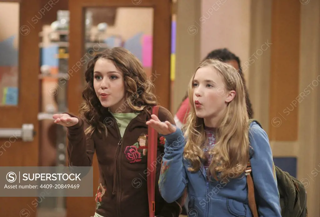 EMILY OSMENT and MILEY CYRUS in HANNAH MONTANA (2006), directed by SAM W. ORENDER.