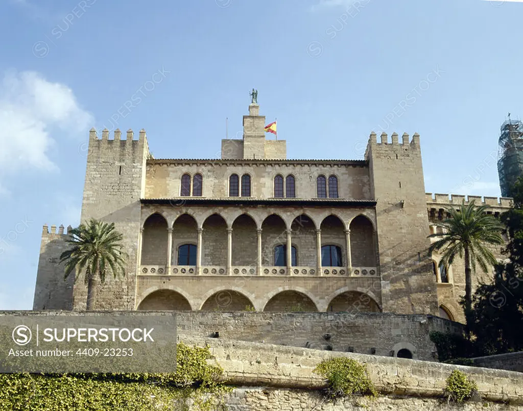 PALACIO DE ORIGEN ARABE AUNQUE FUE RECONSTRUIDO EN EL SIGLO XIV- SEDE DE LA CAPITANIA GENERAL BALEAR. Location: ROYAL PALACE OF LA ALMUDAINA. Palma. SPAIN.