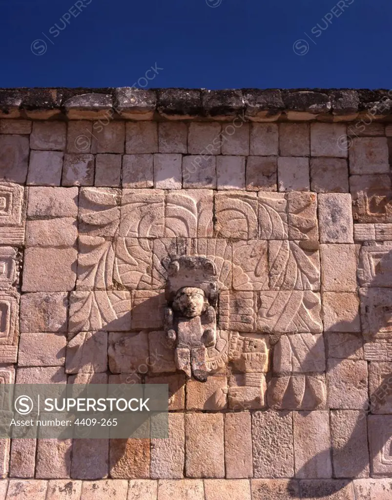 Mexico.Yucatan..Z.A. de Chichen itza.Cultura Maya.Relieve del Templo de los Guerreros.