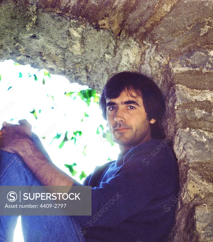 El cantautor catalán Joan Manuel Serrat fotografiado en 1979 en Camprodón (Cataluña).