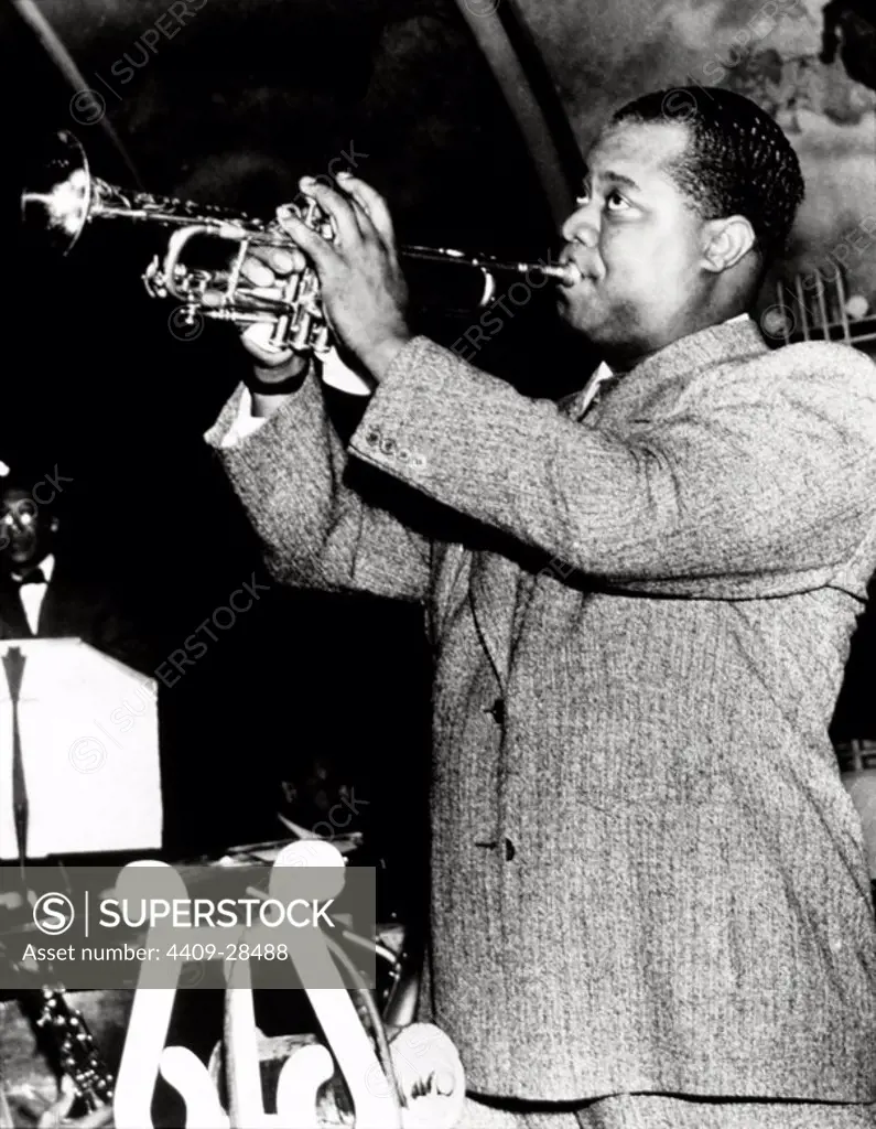 Louis Armstrong, trompetista y cantante estadounidense de jazz. Cotton Club, New York City, 1939.