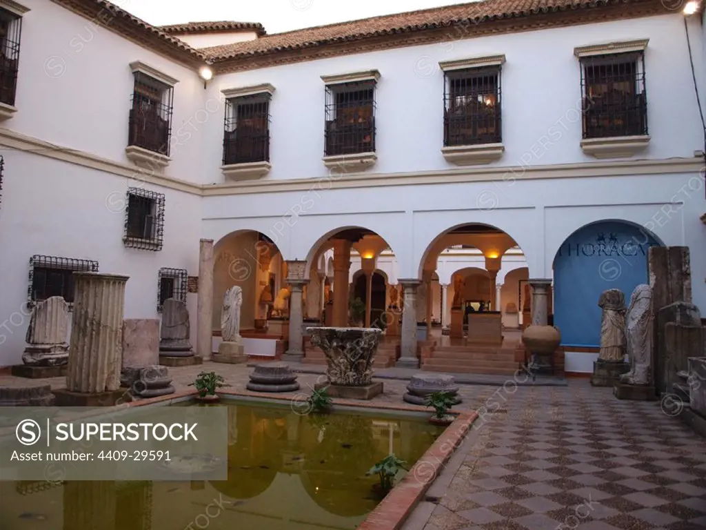 Museo arqueologico, situado desde 1960 en el Palacio Renacentista de los Pez de Castillejo, Cordoba.