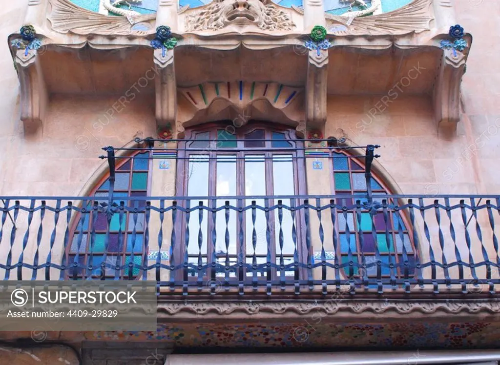 Can Forteza Rey edificio construido por el joyero Sr. Luis Forteza-Rey en 1908,Carrer de le Monges, Palma de Mallorca.