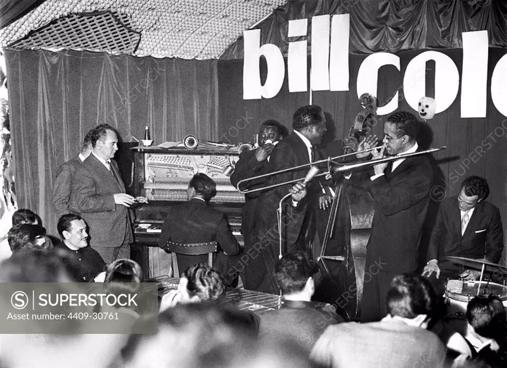 El trompetista de jazz Bill Coleman en concierto, en la sala Jamboree. Barcelona, principios de los años 60.
