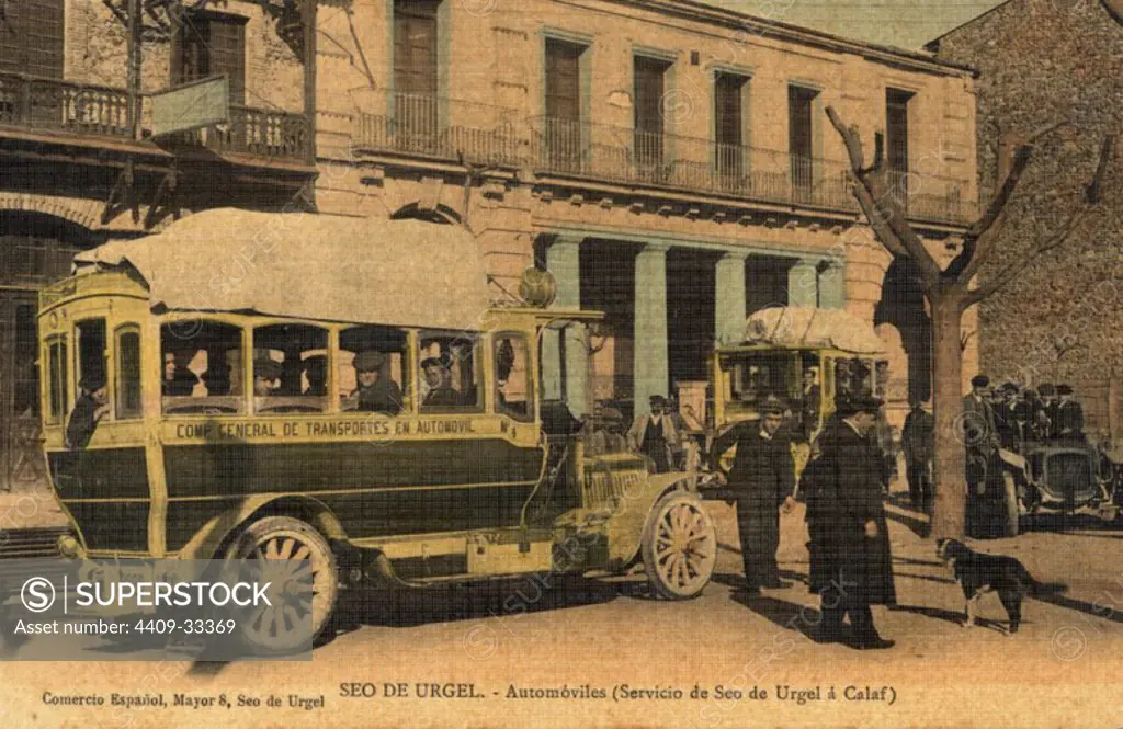 Tarjeta postal. Servicio de automóviles de la Seu d'Urgell a Calaf. Años 1920.