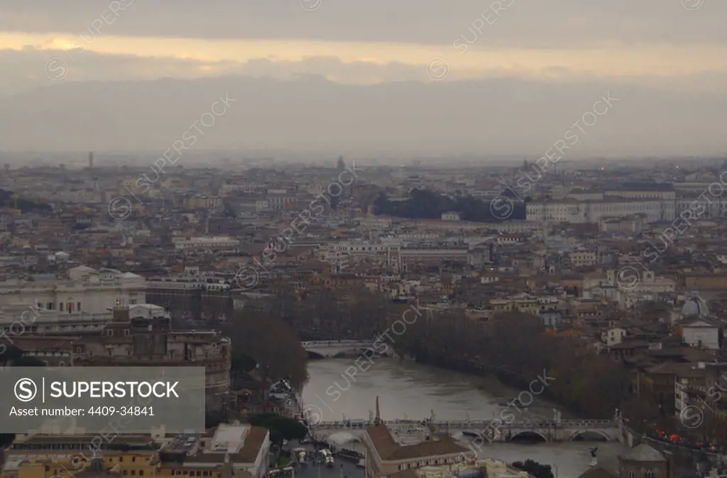 Italy. Rome. City and Castel Sant'Angelo on the right bank of the Tiber.