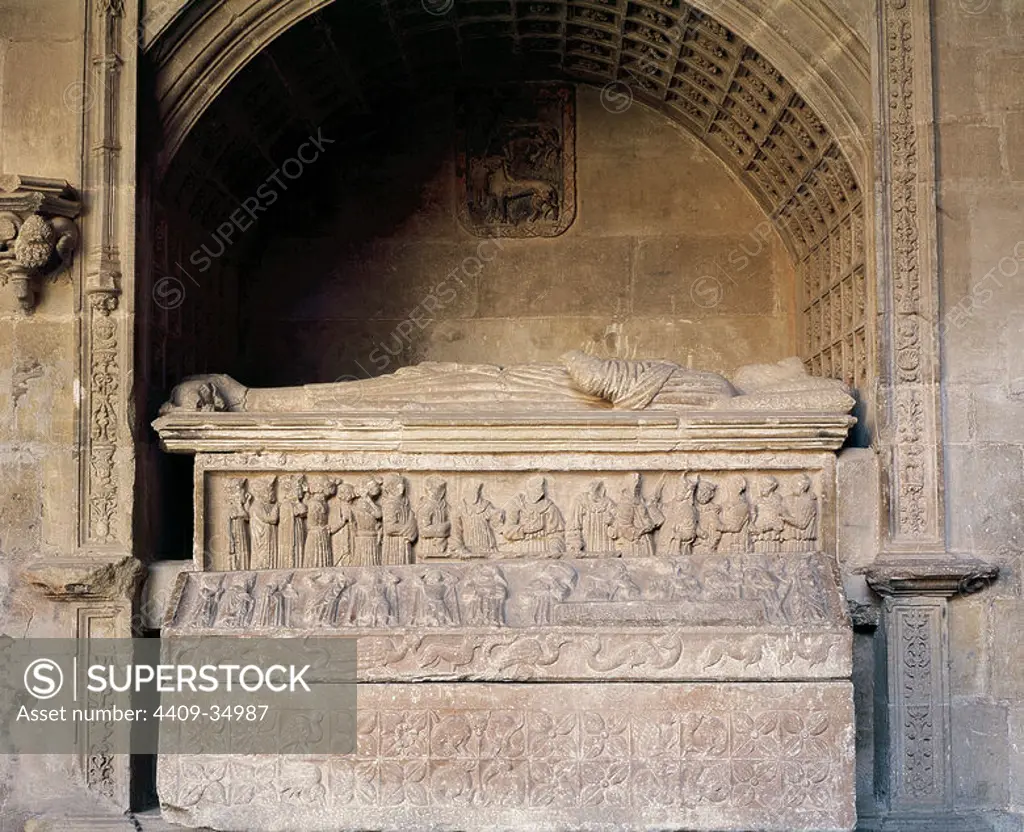 Gothic art. Mausoleum of Diego Lopez de Haro and the coffin of his wife Toda Perez de Azagra. Fifteenth century. Church of Santa Mari´a La Real. Na´jera. La Rioja.