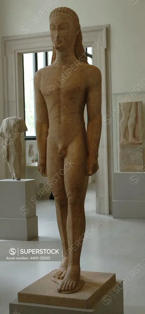 Greek art. Archaic Age. Greece. 6th century B.C. Kouros. Marble. 590-580 BC. It comes from Attica. Metropolitan Museum of Art. New York. United States.