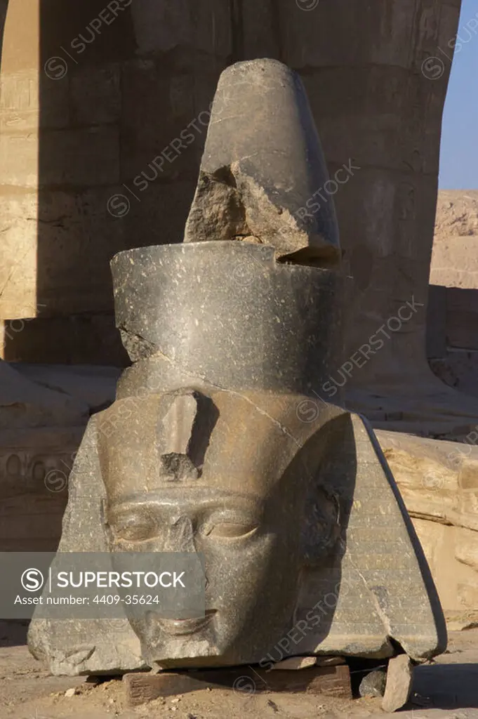 Rameseum. Granite bust of Pharaoh Ramses II. 13th century B.C. Nineteenth Dynasty. New Kingdom. Necropolis of Thebes. Valley of the Kings. Egypt.