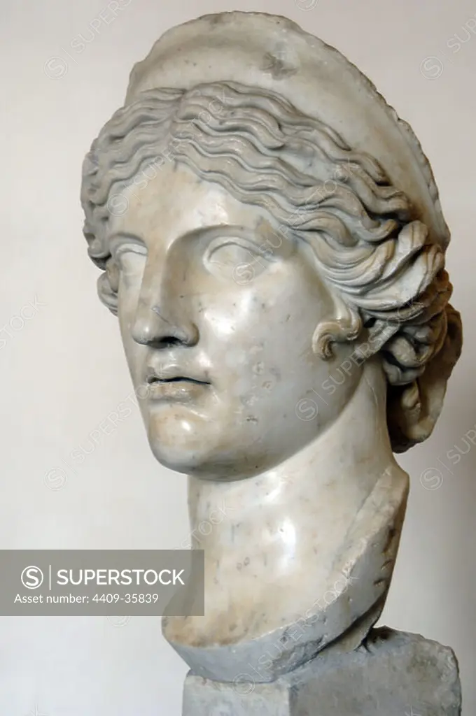 Hera / Juno. Goddess of women and marriage. Bust. Mable. 2nd century BC. Ludovisi collection. Altemps Palace. National Roman Museum. Rome, Italy.