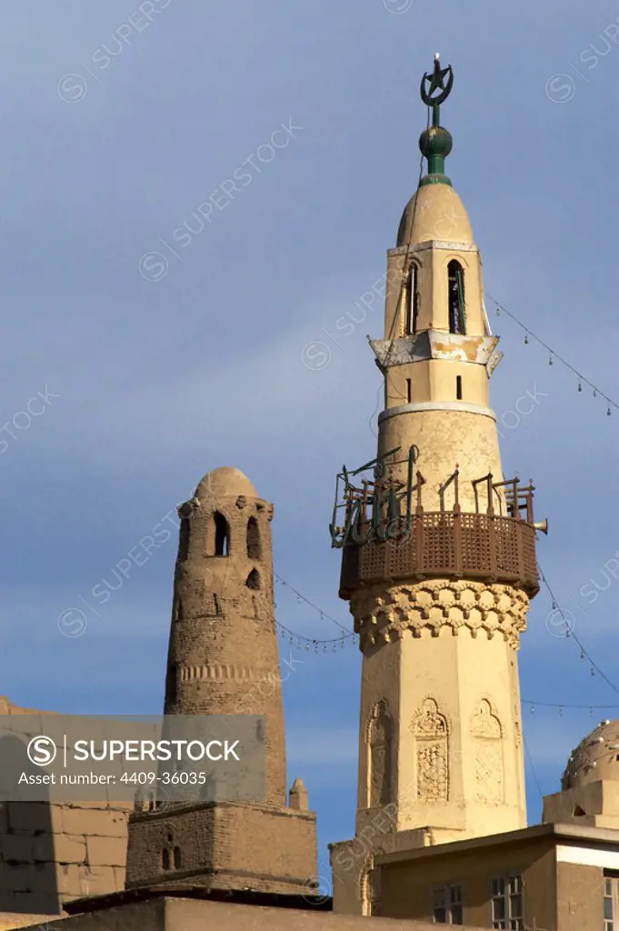 EGYPT. LUXOR. Partial view of the mosque of Abu El-Aggaq, built inside the Egyptian temple of Luxor.