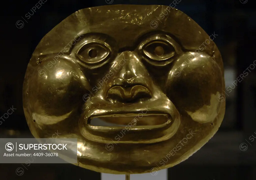 Pre-Columbian Art. Colombia. Calima (LLama) culture. Gold funerary mask. 5th1st century BCE. Metropolitan Museum of Art. New York. United States.