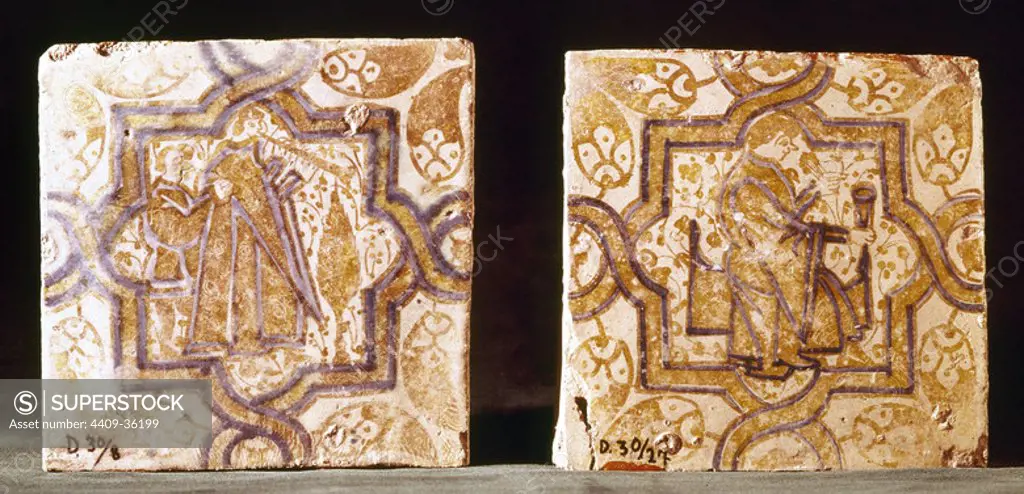 ARTE GOTICO. ESPAÑA. AZULEJOS cordobeses del siglo XIV procedentes del Hospital de San Bartolome. Museo de Córdoba. Andalucía.