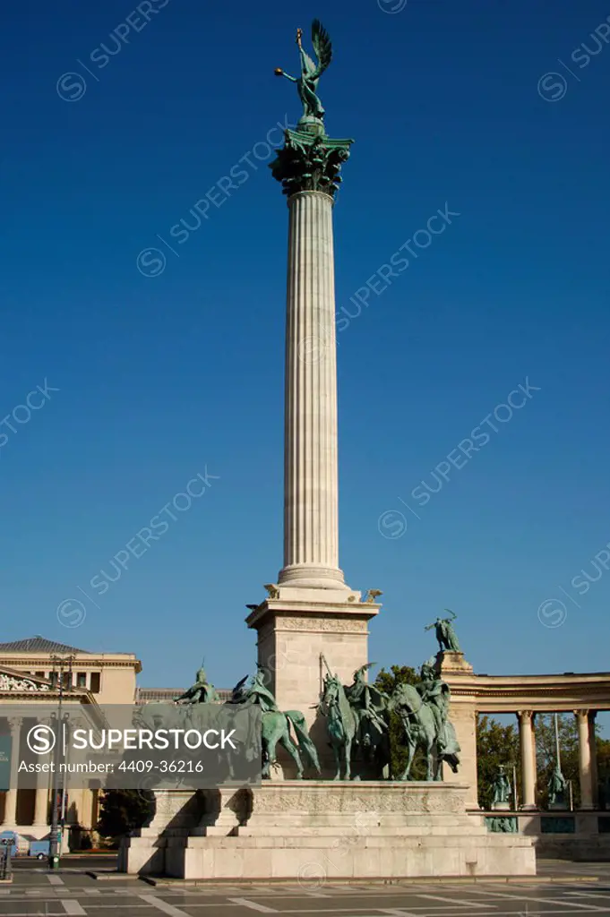 HUNGARY. BUDAPEST. Millennium Monument with statues of the leaders of the seven Magyar tribes that founded Hungary in the ninth century and other personalities of Hungarian history. Its construction began when the thousand years were held in the country (in 1896) and was not completed until 1929.