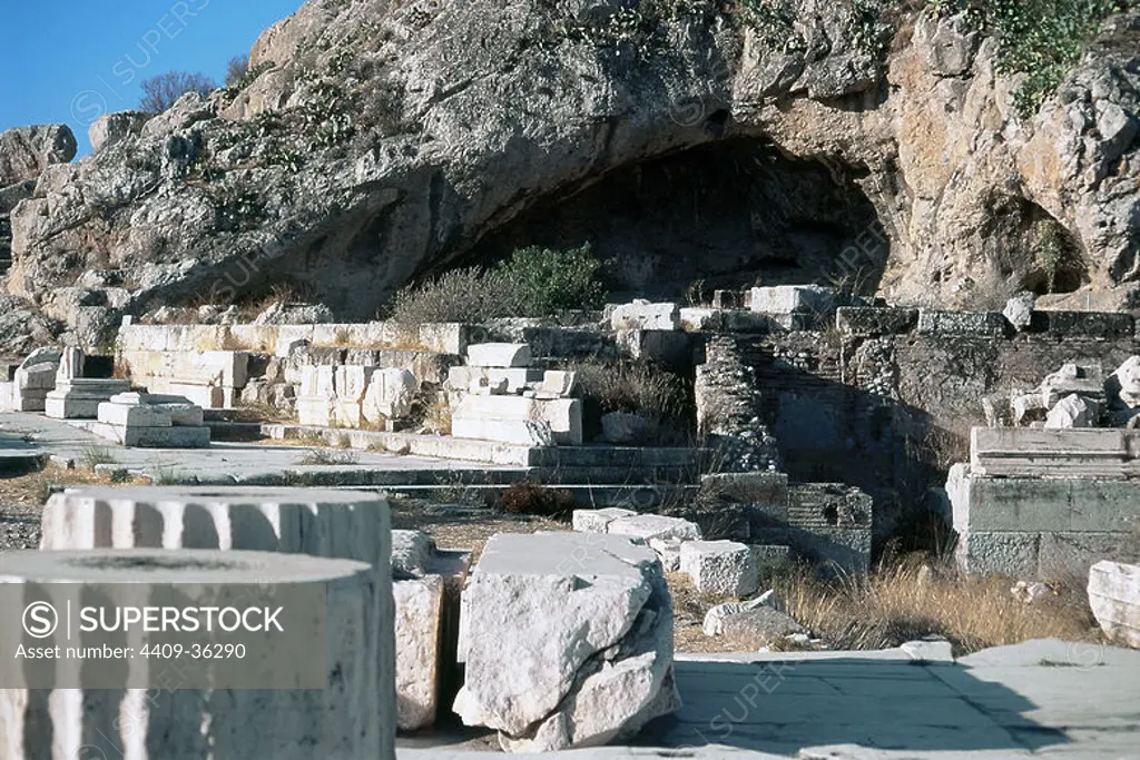 Greek art. Greece. Eleusina. Plutonion Cave, ancient entrance to the realm of the dead.