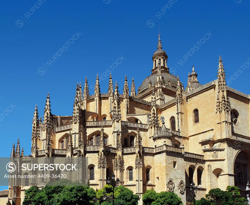 Gothic Art. Spain. Segovia. Cathedral. Built between 1525 and 1577 by Juan Gil de Hontanon (1480-1526) and finished by his son Rodrigo (1500Ð1577) at his death. Exterior view. Detail.