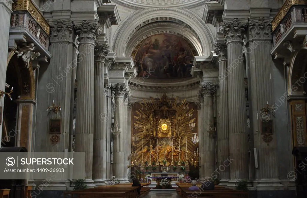 Italy. Rome. Santa Maria in Campitelli. 17th century. Baroque. Interior.