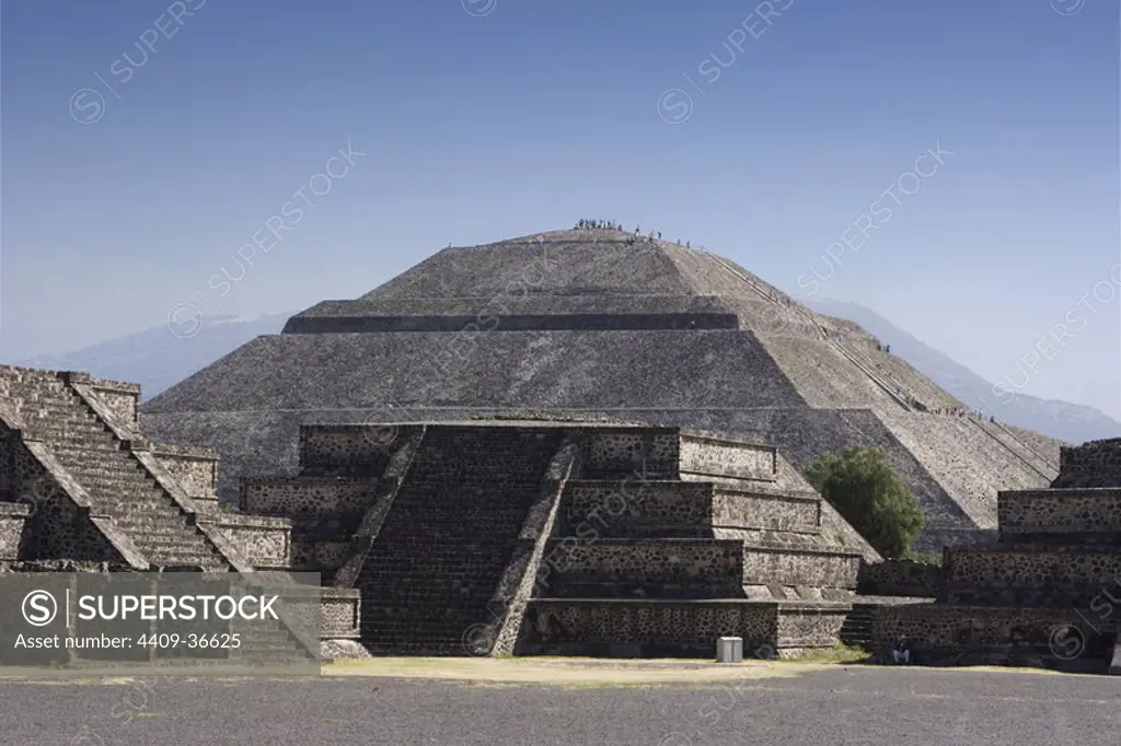 ARTE PRECOLOMBINO. MEXICO. SITIO ARQUEOLOGICO DE TEOTIHUACAN. Vista de la PIRAMIDE DEL SOL. Declarado Patrimonio de la Humanidad por la UNESCO.