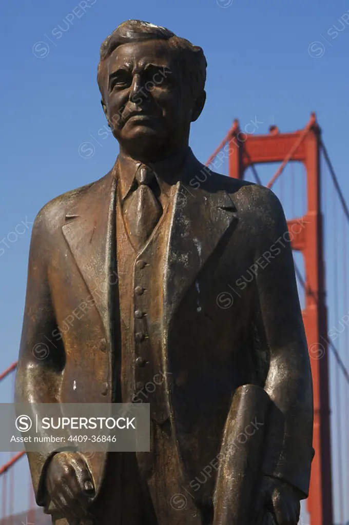 Joseph Baermann Strauss (1870-1938). Ingeniero americano de origen alemán, constructor del Puente Golden Gate. Estatua de J. B. Strauss, obra de Frederick William Schweigardt (1885-1948). San Francisco. Estado de California. Estados Unidos.